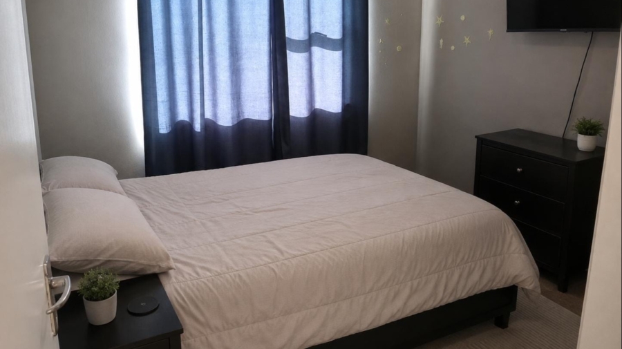 1 Bedroom Property for Sale in Middedorp Western Cape